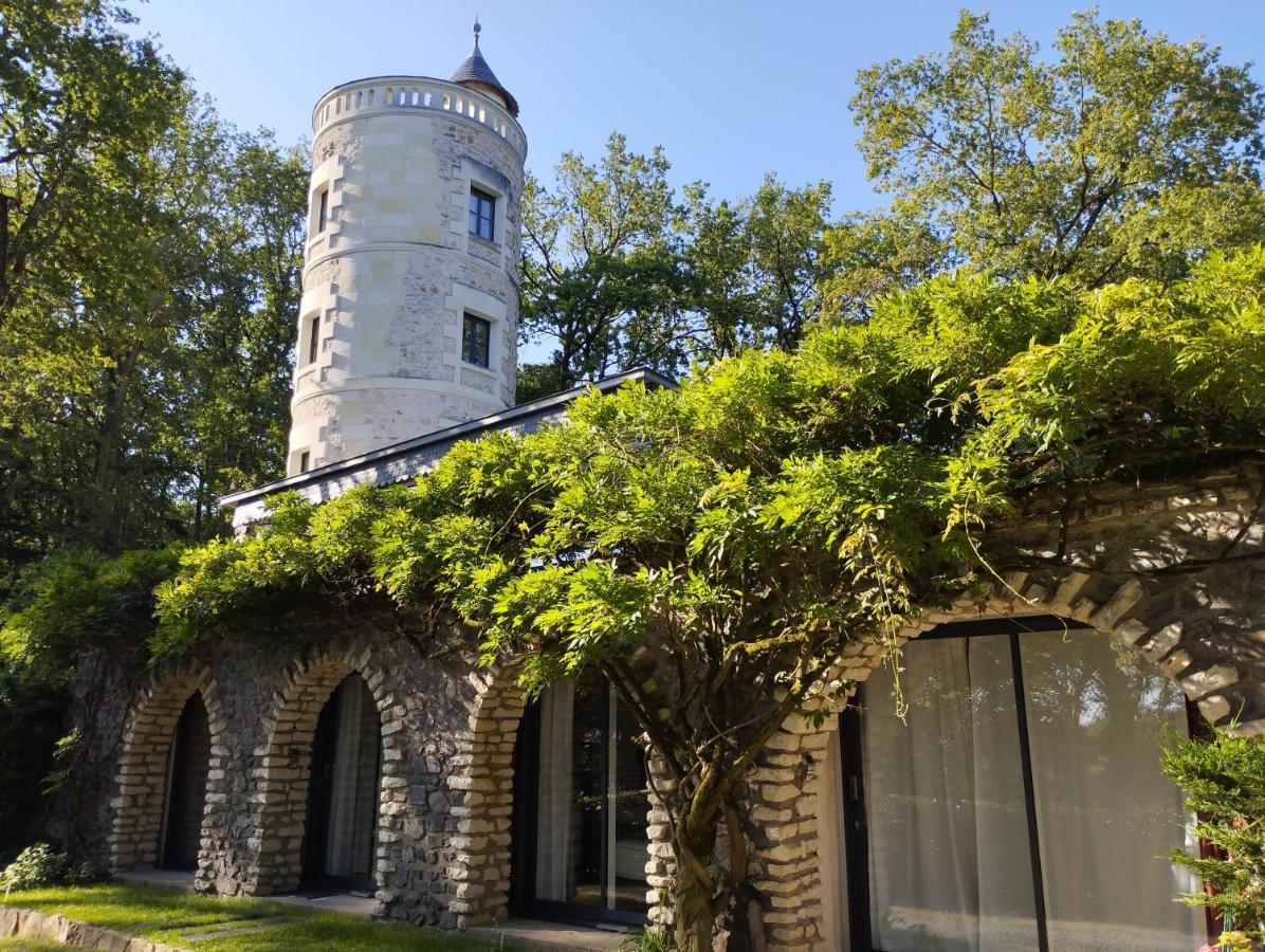 סומור Chambres D'Hotes La Tour De Bellevue מראה חיצוני תמונה